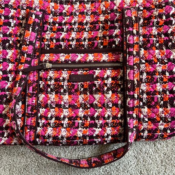 Vera Bradley Villager Tote in Houndstooth Tweed - Picture 10 of 11